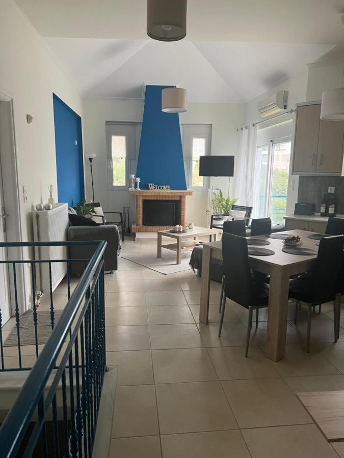 Blue And White Apartment Schinias